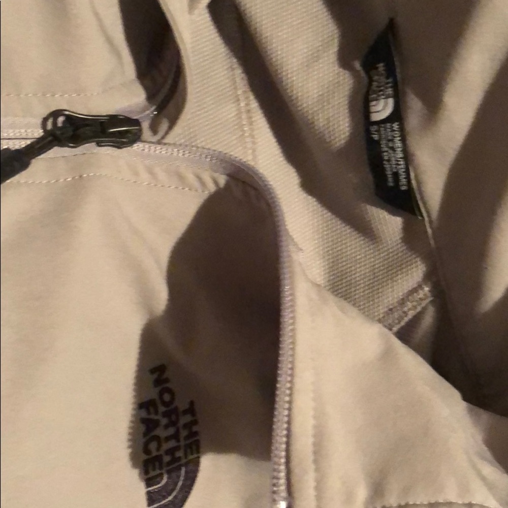 North face jacket - Picture 2 of 2